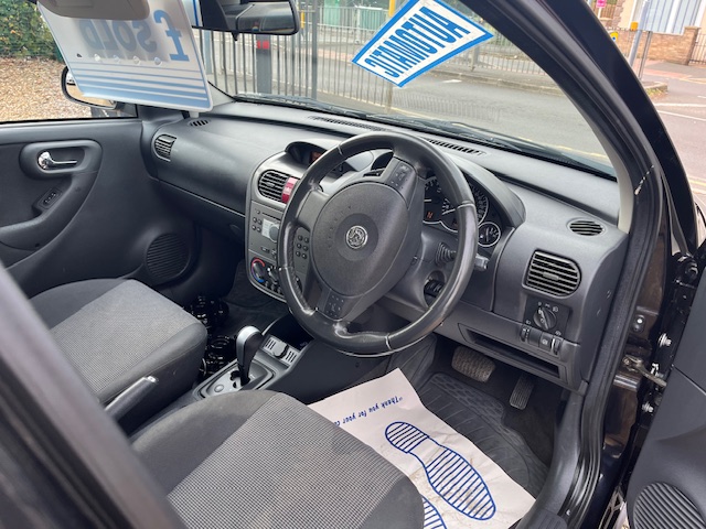 Vauxhall Corsa 1.2 Design Twinport Automatic