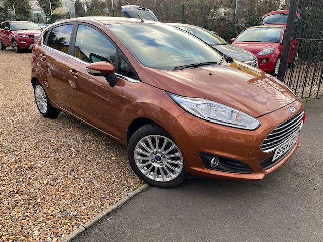 Ford Fiesta 1.6 Titanium powershift Euro 5